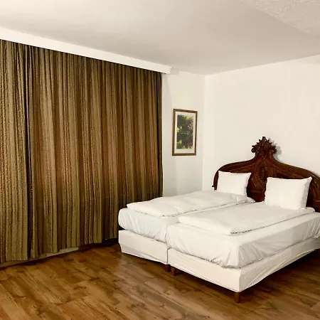 Balzac Hotel 3*
